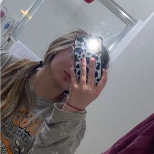 Meet your Posher, Lacy